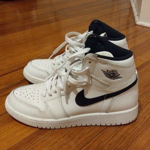 Air Jordan 1 size 5Y/6.5W